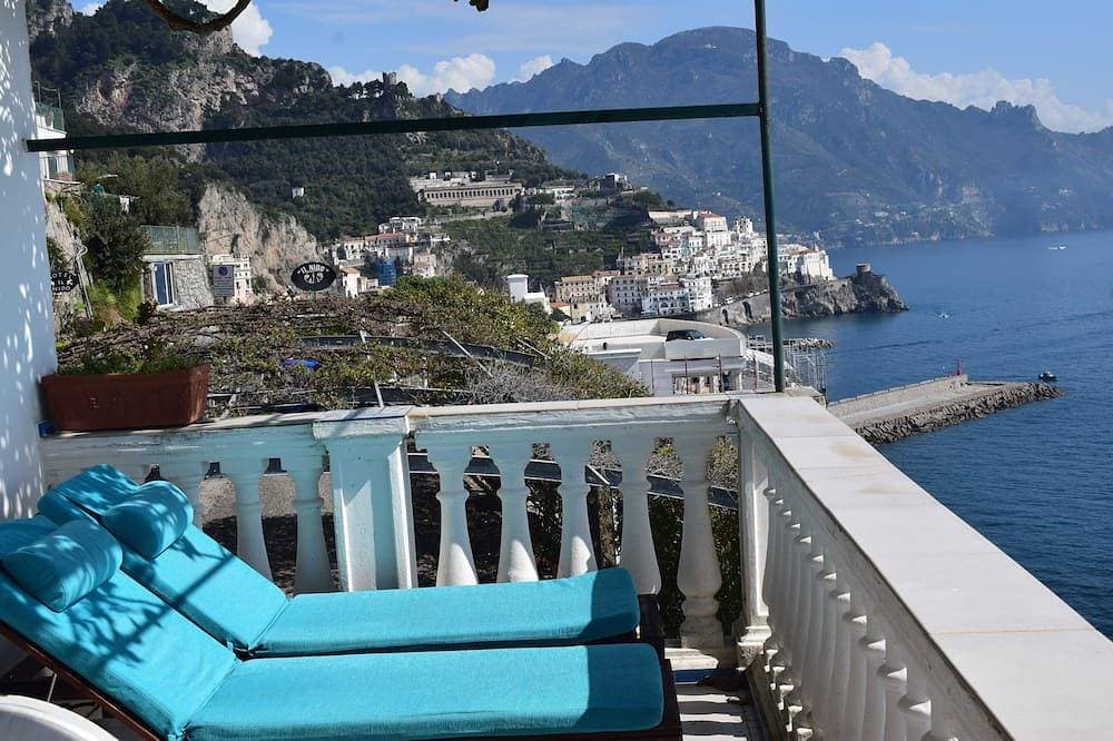 Casa Rossella – Panoramic Sea View Terrace in Amalfi | For 2 1