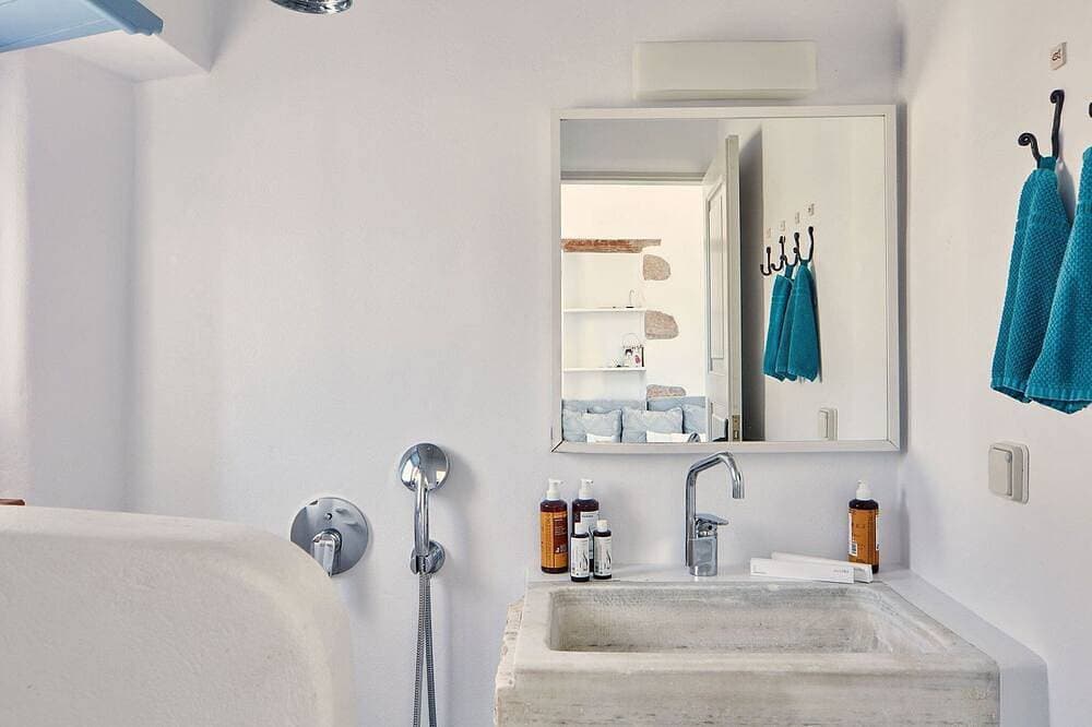 Foto 7 von 18: Outstanding Patmos Villa | 3 Bedrooms | Villa Harbour View | Infinty Pool | Amazing Skala Views