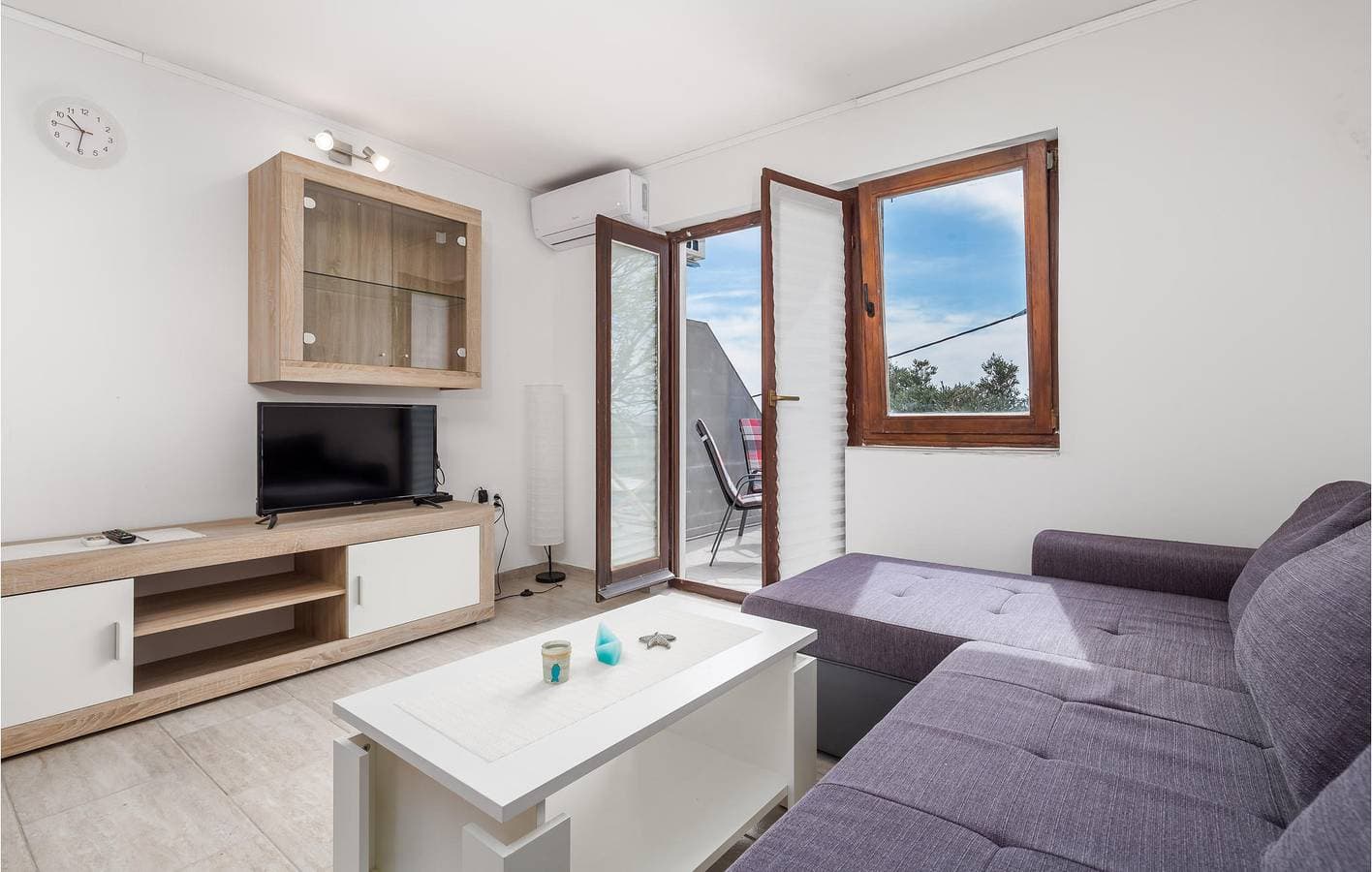 Foto 13 von 23: Seaside Retreat: Gemütliche Ferienwohnung mit Terrasse und WLAN, 700 m vom Strand entfernt