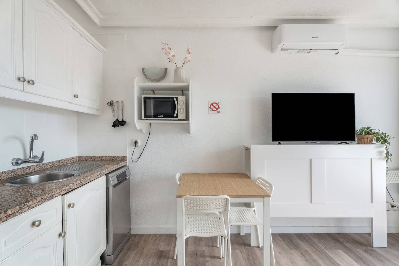 Foto 9 von 28: Ferienwohnung 'Oasis Del Sur' mit Meerblick, WLAN und Klimaanlage