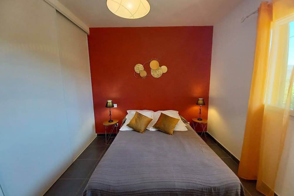 Foto 5 von 30: Air-conditioned apartment, heated pool, wifi, 2 bedrooms, 7 min beach, 1 min river