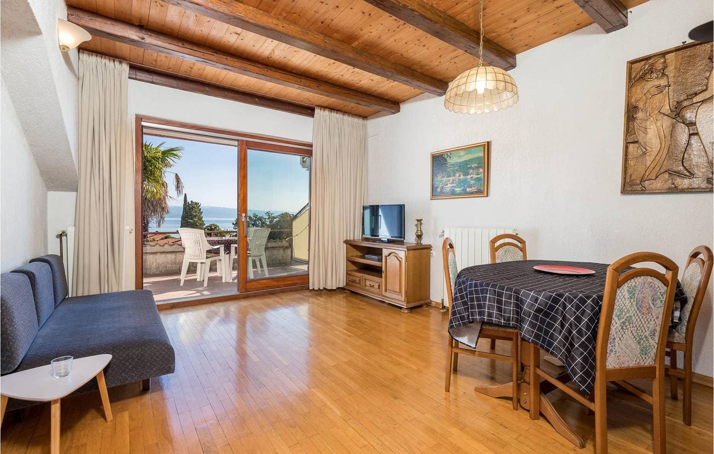 Foto 4 von 39: Gemütliche Ferienwohnung mit Meerblick, Pool und Terrasse in der Nähe eines haustierfreundlichen Strandes