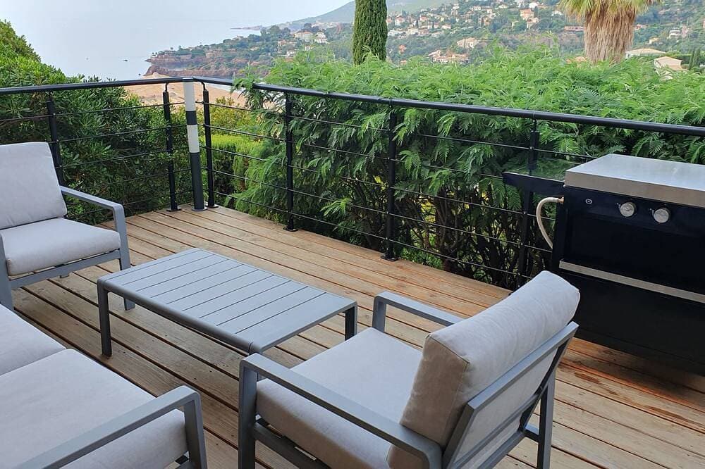 Studio à Théoule-miramar Avec Magnifique vue mer 1