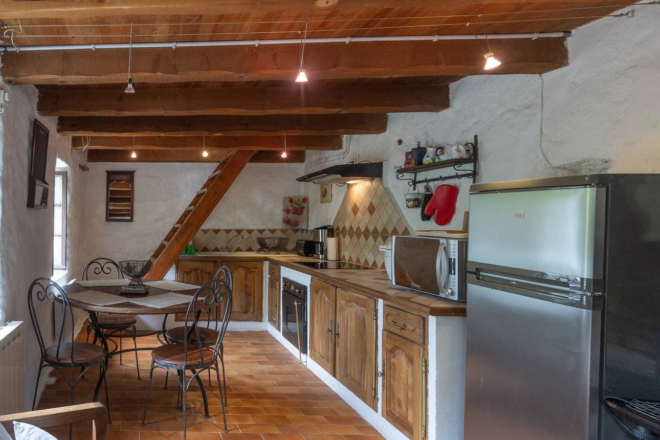 Foto 13 von 19: Ferienhaus 'Cœur Ardèche' mit Bergblick und privatem Garten