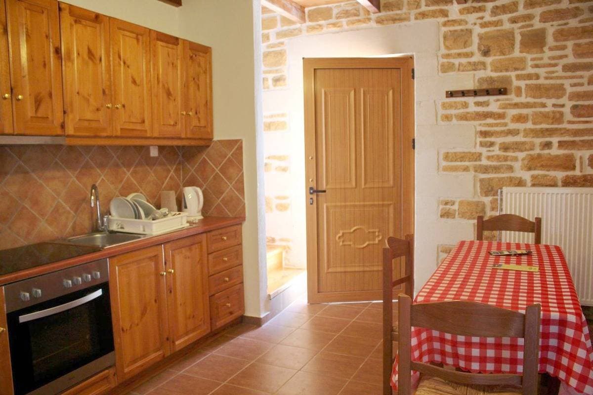 Foto 13 von 52: Ferienhaus mit Pool, großer Garten, idyllisch und ruhig, Wifi | Triopetra, Kreta