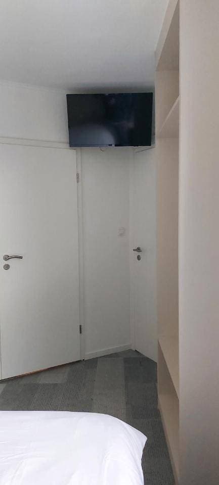 Foto 6 von 8: Double Room with Private Bathroom