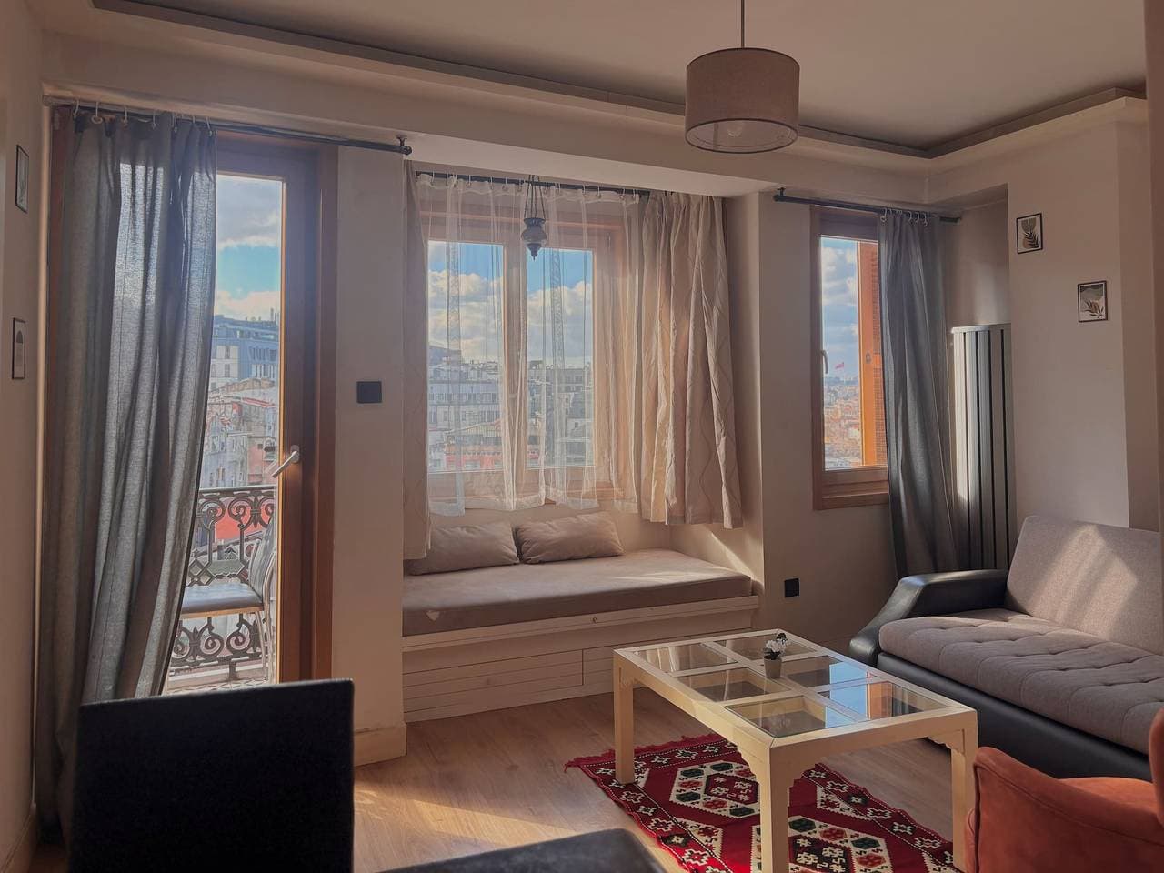 Taksim-Platz — Suite 06 mit 1 Schlafzimmer 1