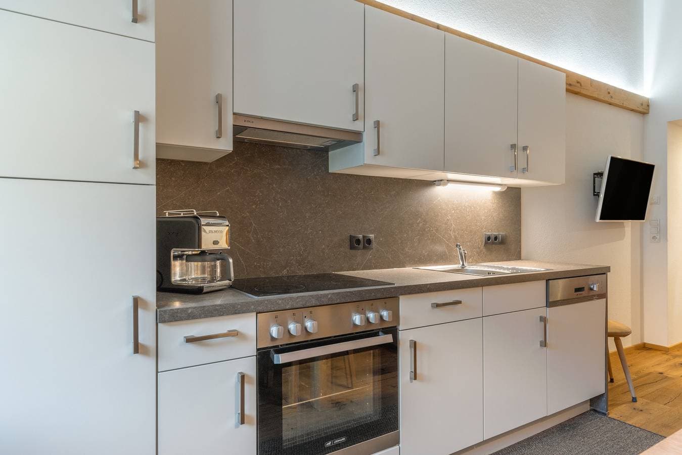 Foto 11 von 40: Ferienwohnung 'Kanisfluh' mit Gemeinschaftsgarten und Wi-Fi