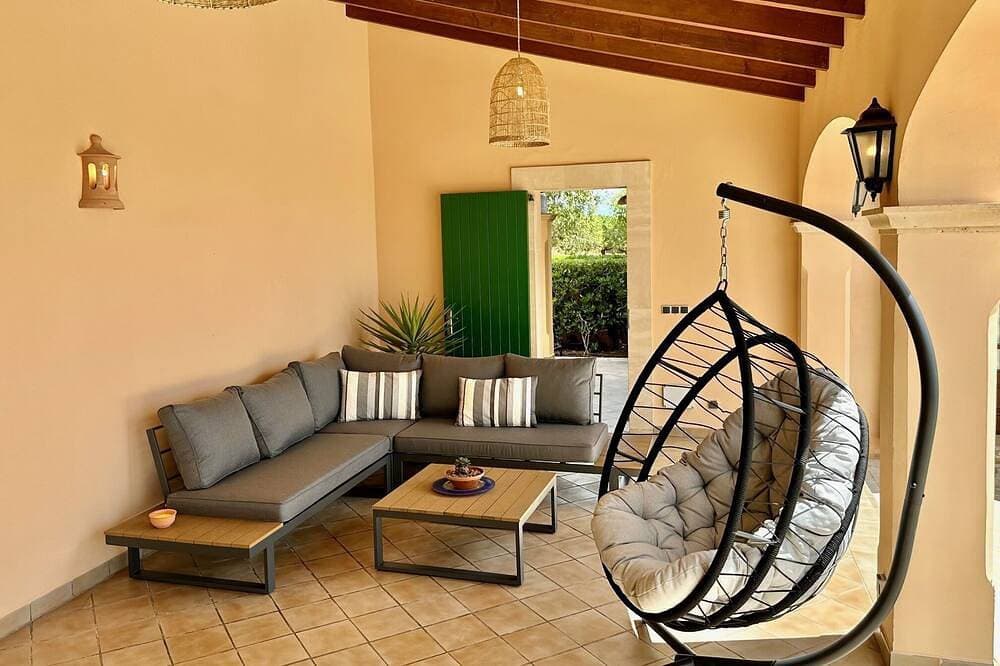 Foto 12 von 30: Es Serral -  Pool, Terrasse, Garten und Meerblick - Gratis WLAN