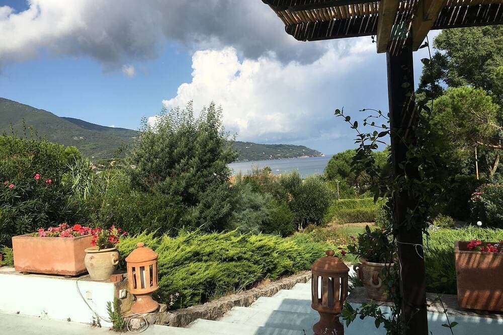 Foto 10 von 30: Freistehende Villa 50 Meter vom Meer entfernt