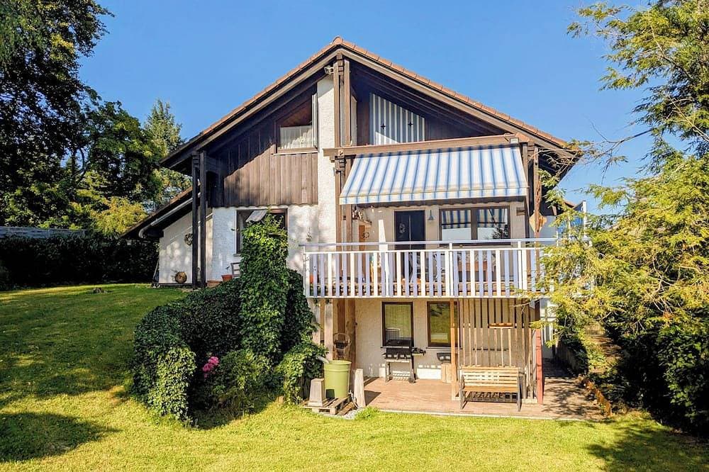 Gemütliches Haus mit großem, eingezäunten Garten 20 Min. vom Bodensee entfernt 1