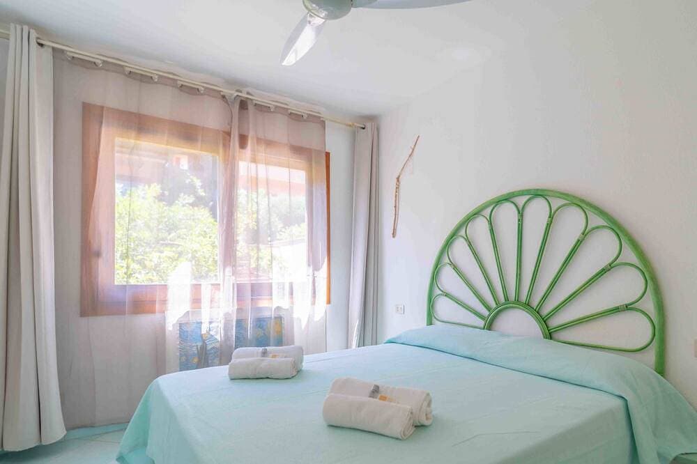 Foto 2 von 21: Sun Apartment - Sea view, Wi-Fi & A/C