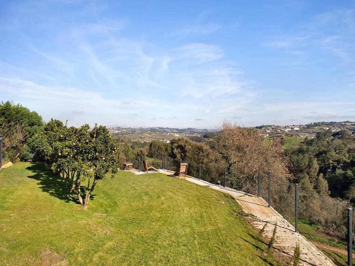 Foto 5 von 17: Alluring Villa with Private Pool Garden and Coast
