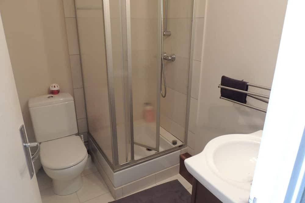 Foto 3 von 24: Charming south-facing studio-cabin for 4 people