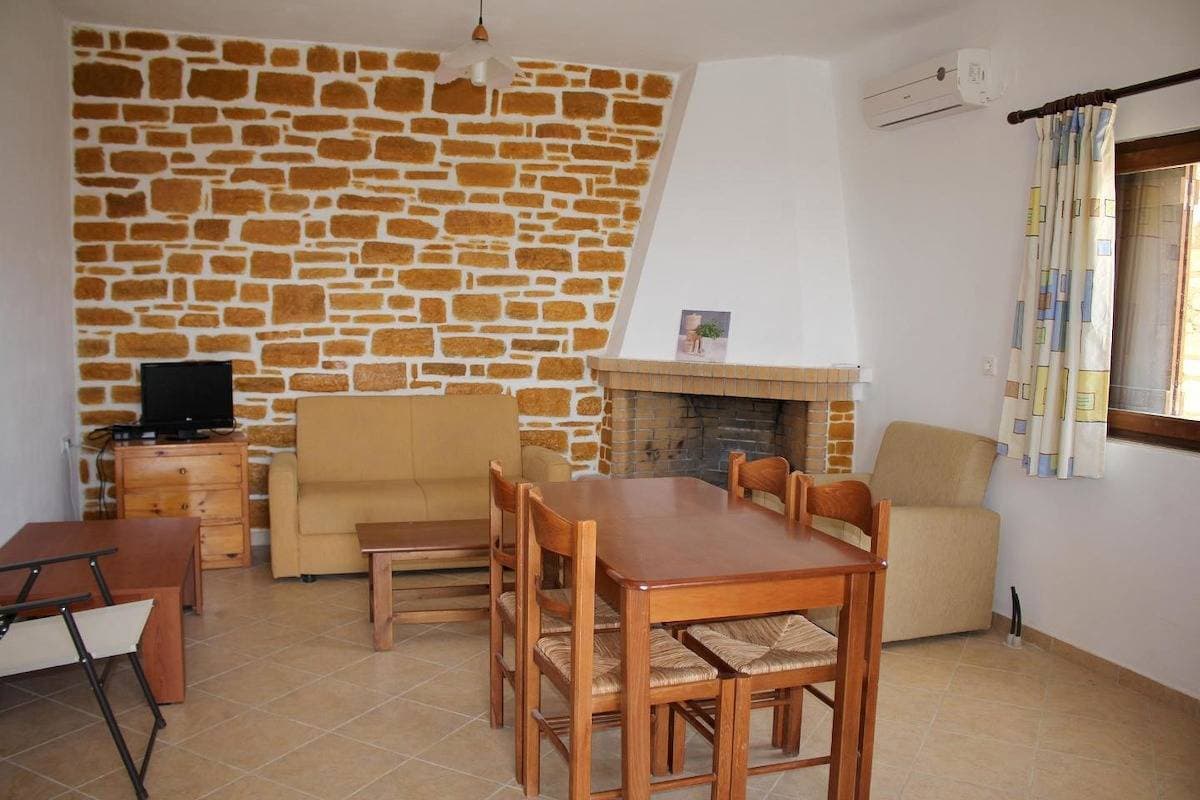 Foto 11 von 41: Ferienwohnung im Grünen mit Pool, großer Garten, Wifi | Triopetra, Kreta