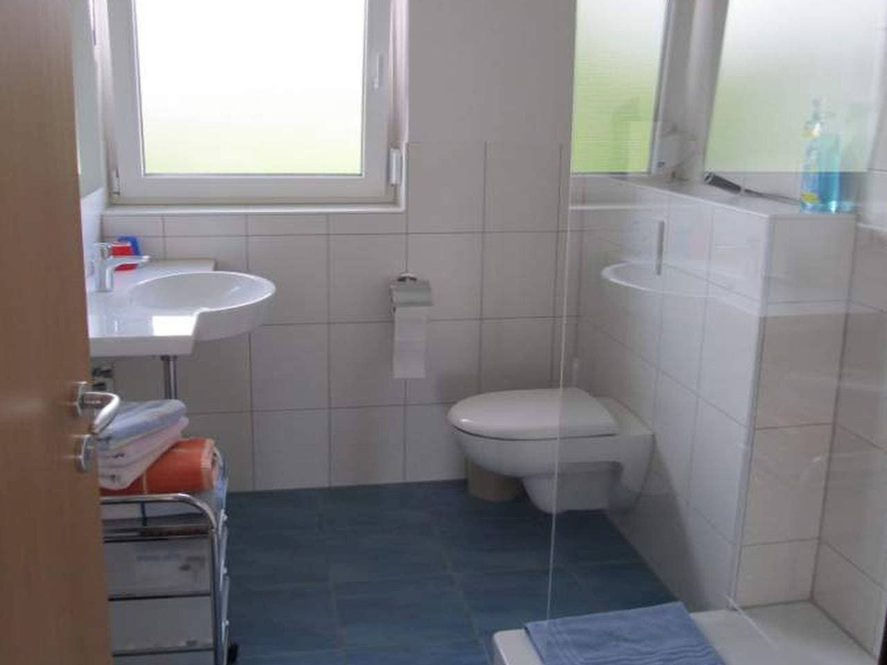 Foto 12 von 14: Ferienwohnung '4, 50qm' mit Seeblick, privaten Balkon und Wi-Fi