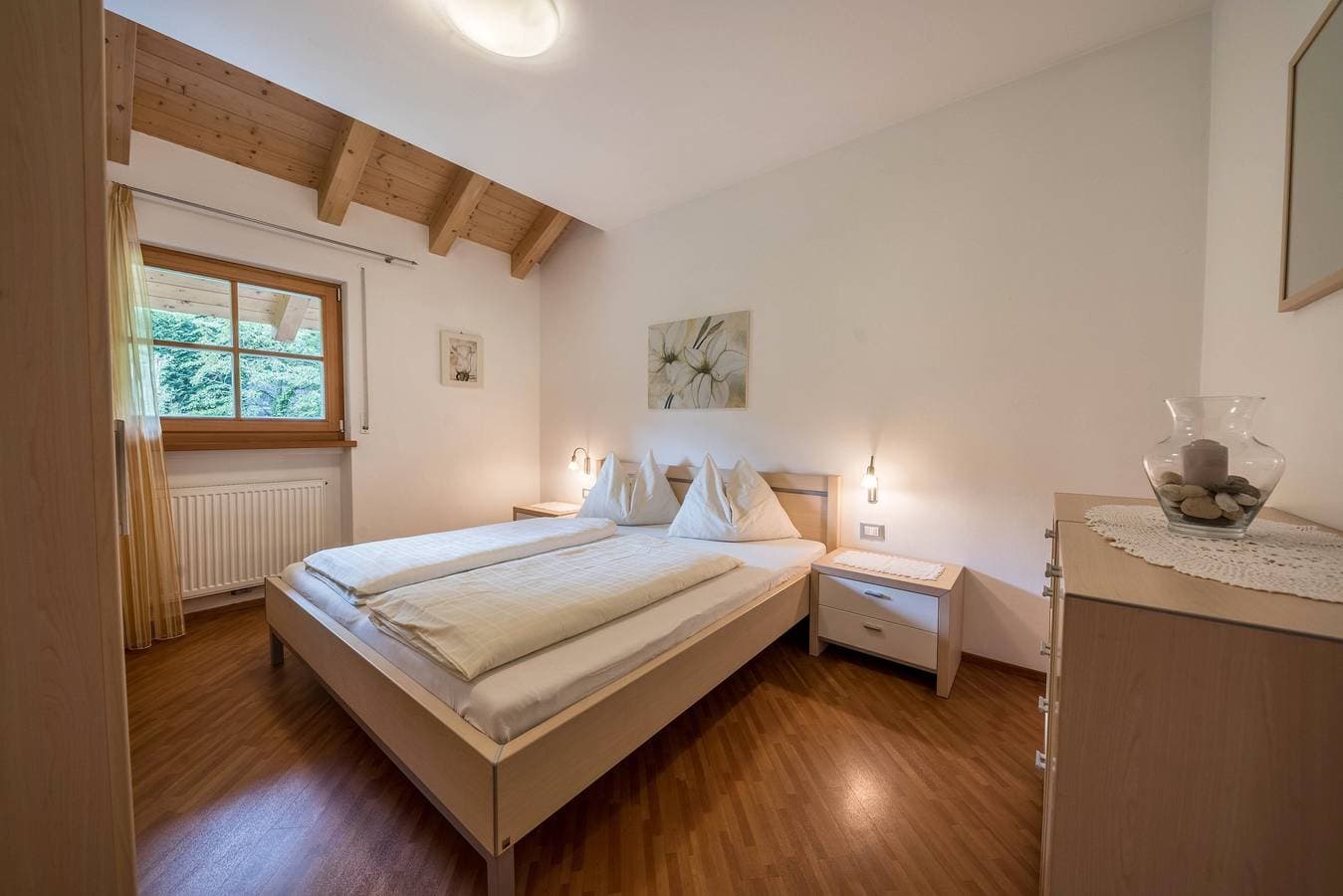 Foto 9 von 25: Ferienwohnung "Tischlerhof - Typ A" mit WLAN, Terrasse und Blick auf die Berge