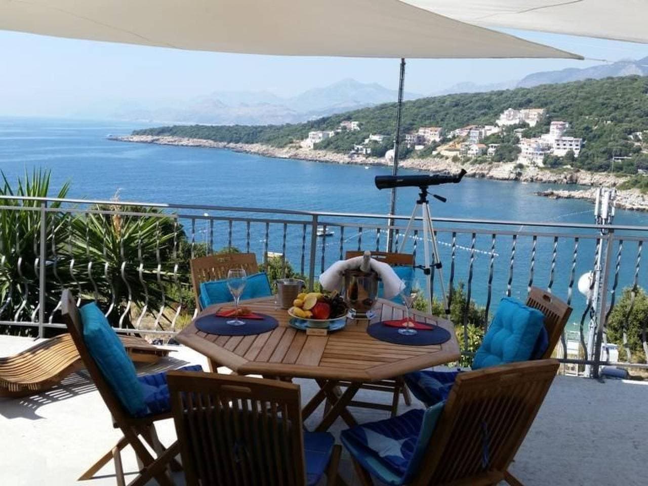 Foto 5 von 55: Gemütliche Wohnung mit Meerblick vom Balkon aus