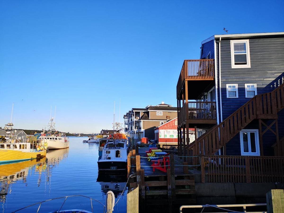 The Inn at Fisherman's cove 1