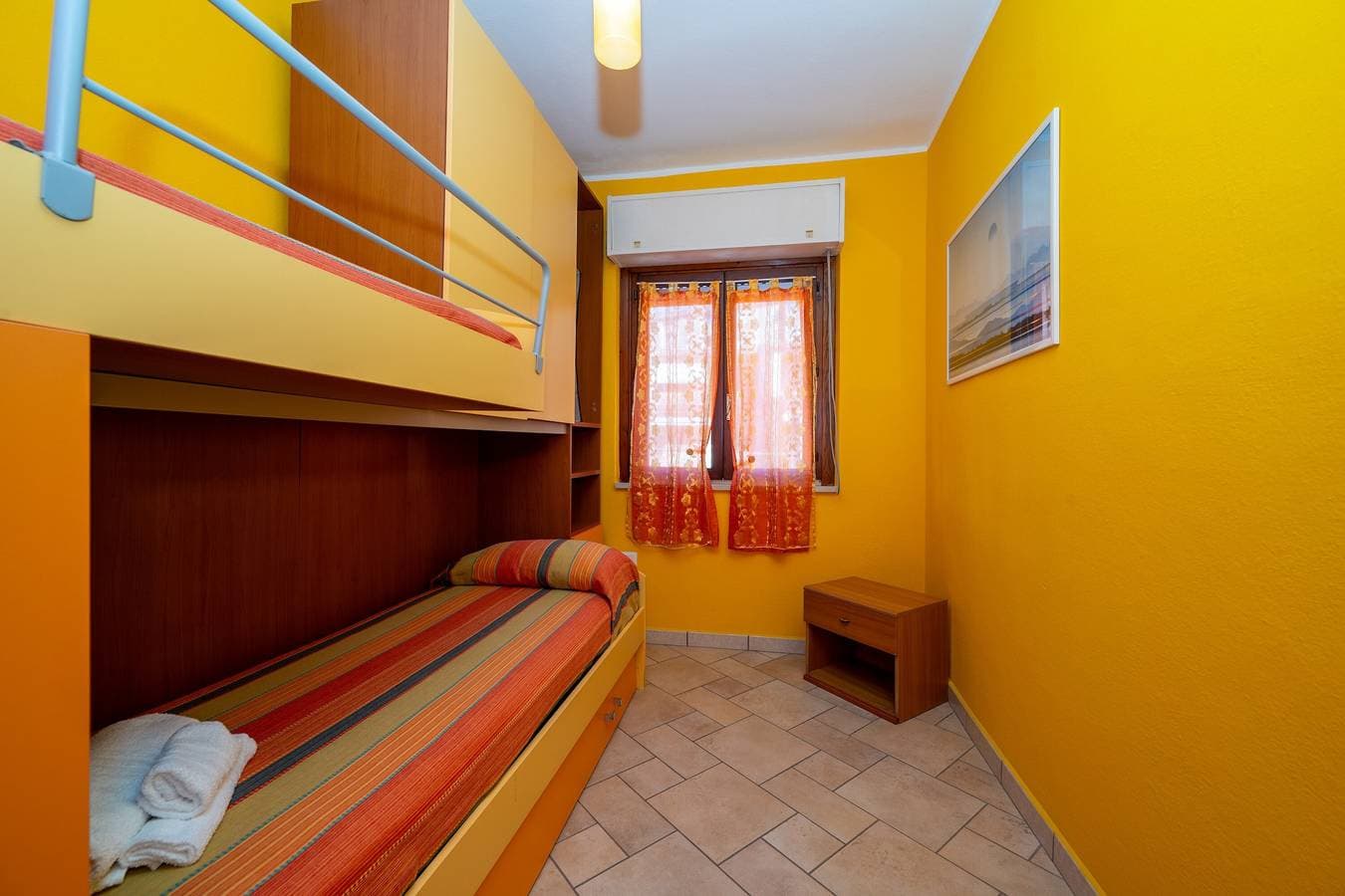 Foto 13 von 20: Ferienwohnung 'Arancio' – Komfort in La Maddalena für 5 Personen
