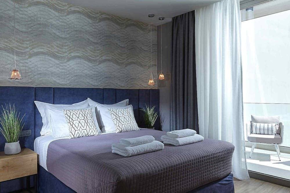 Foto 4 von 30: Neu Seafront Apartment, familienfreundlich, ruhig und zentral mit Infinity-Pool