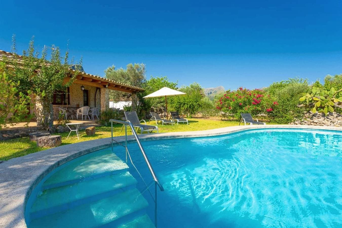 Foto 4 von 16: Villa Llobera