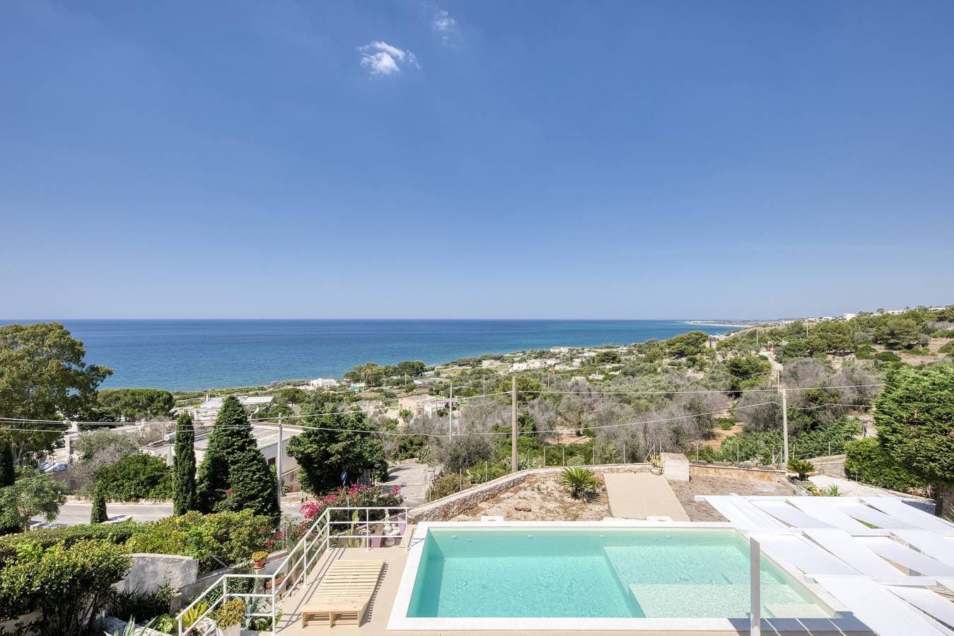 Foto 2 von 39: Villa Rusciu de lu mare superior – Pool, Meerblick, 4 Schlafzimmer, Strandnähe