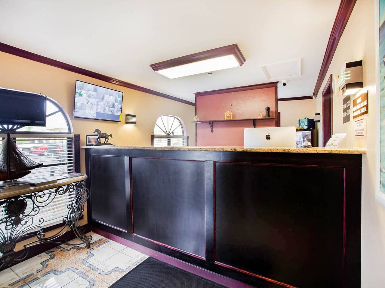 Foto 5 von 12: Premium-Kingsize-Bett | Nsmk