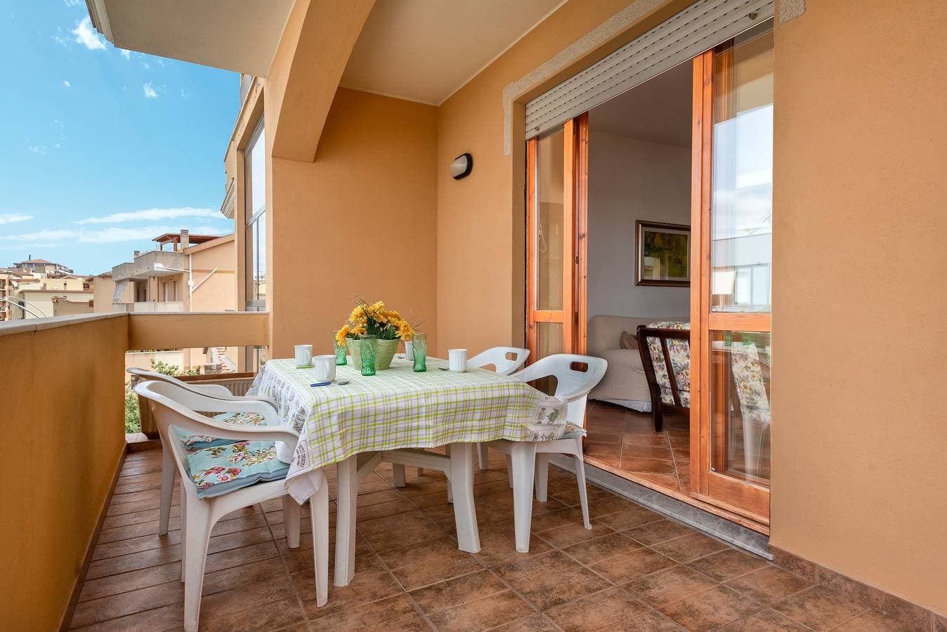 Foto 2 von 20: Ferienhaus Villafiorita mit Balkon, WLAN & Terrasse