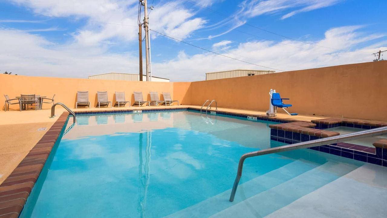 Foto 4 von 11: Best Western Abbeville Inn and Suites
