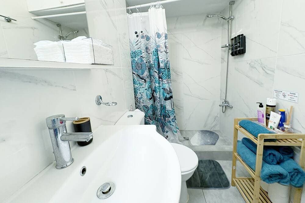 Foto 5 von 15: Ibiscus pool –5 min Walk to Beach & Pafos Harbour