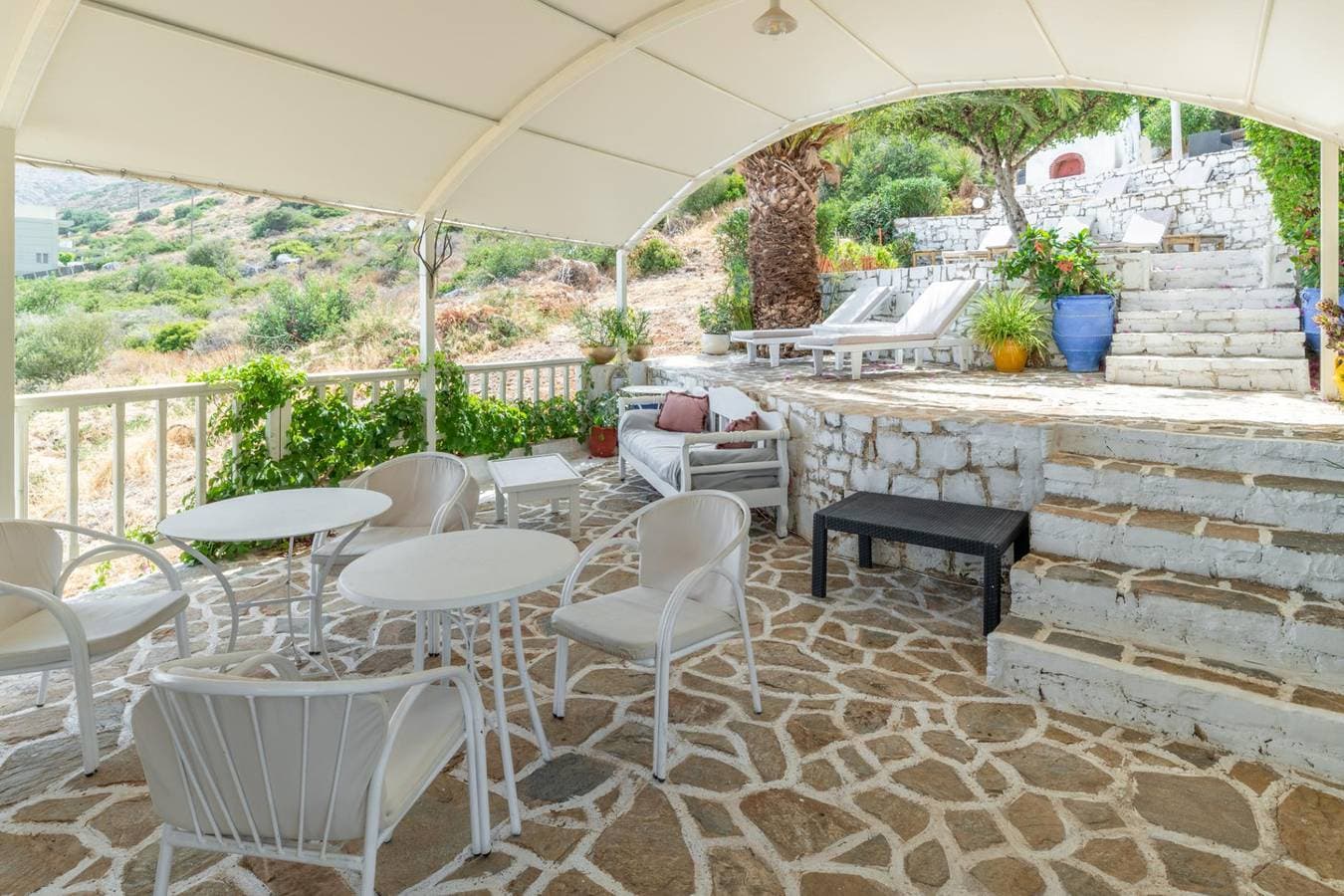 Foto 5 von 20: 2 Bed Apartment - Sleeps 8 - Pool Patio Views