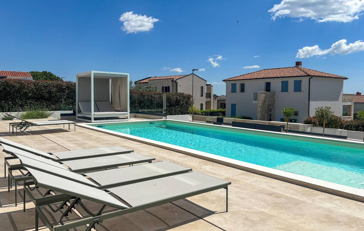 Foto 9 von 25: Gemütliches Apartment mit Meerblick, Pool, WLAN und Parkplatz – 2 km vom Stadtzentrum von Heraklion entfernt