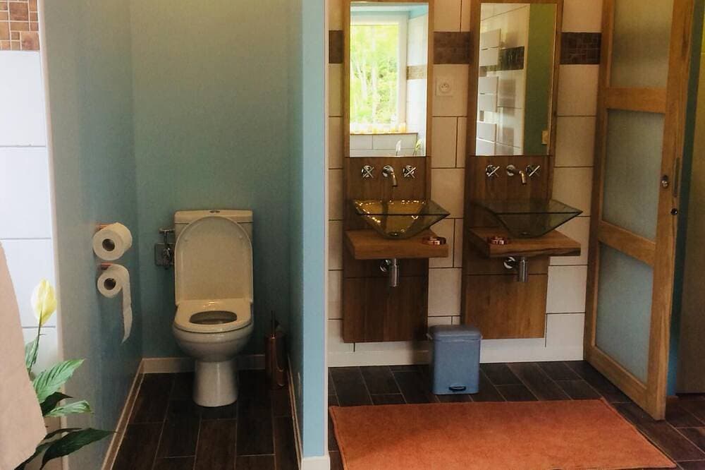 Foto 11 von 30: Studio-Übergroß-Ensuite mit Whirlpool-Wanne-Bergblick-Kig size