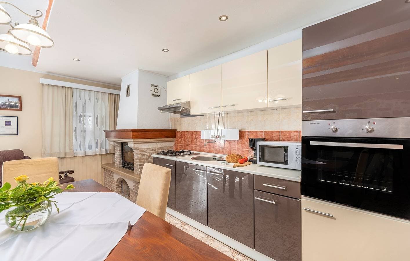 Foto 6 von 31: Ferienwohnung Peresiji Aua mit Pool