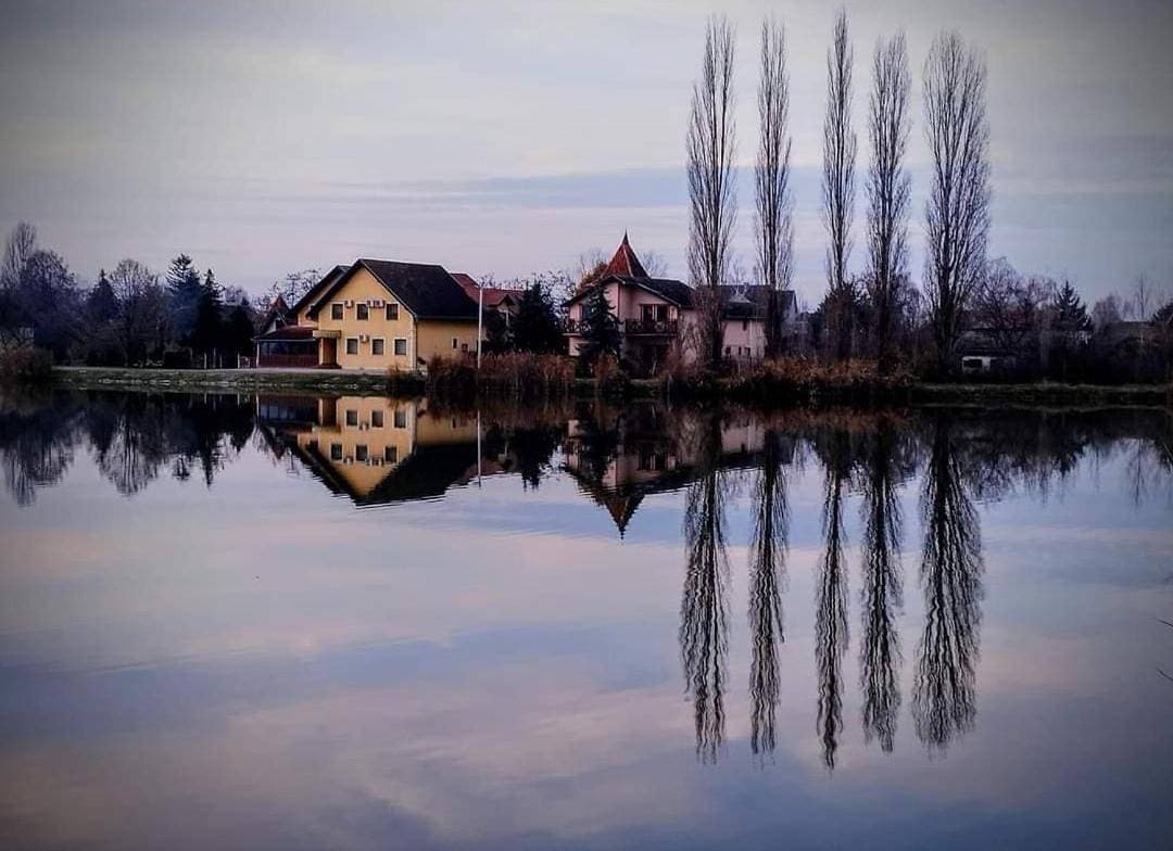 Foto 5 von 15: Double Room with Lake View