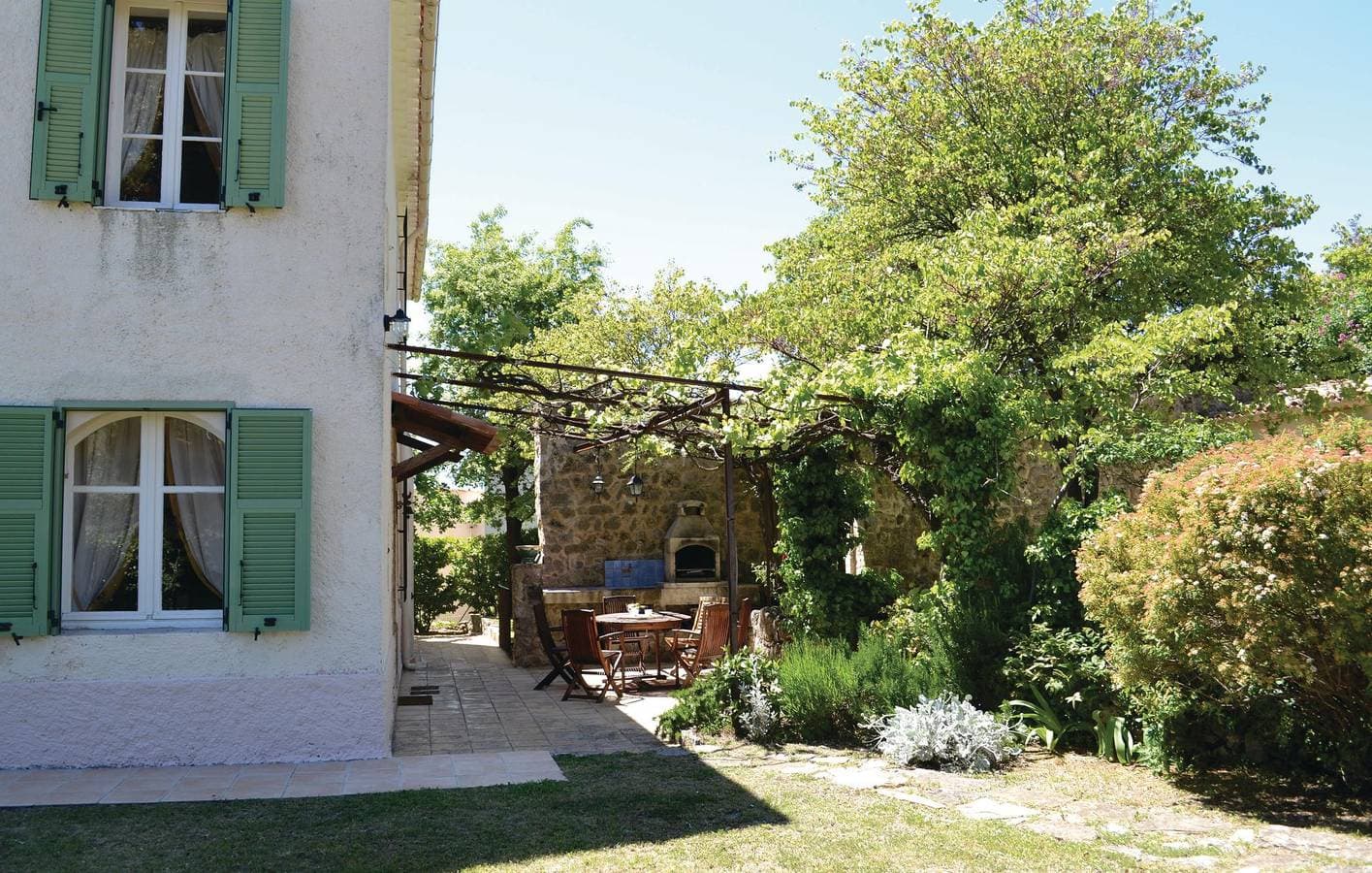 Foto 11 von 29: Stilvolle 135qm Cabris Apt: Pool, Terrasse, Parkplatz & WiFi!