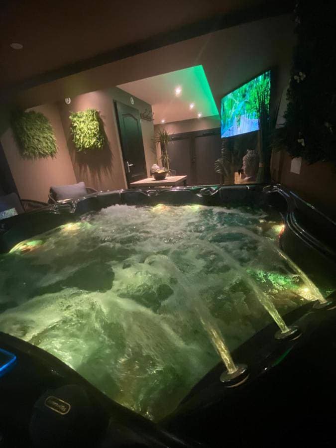 A la Belle Étoile, le spa détente céleste 1