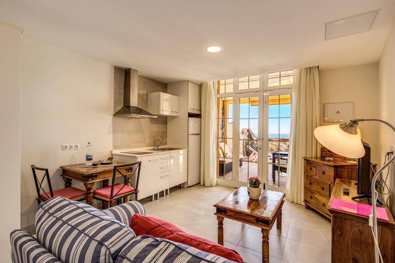 Foto 12 von 18: Studio Apartment with Sea View