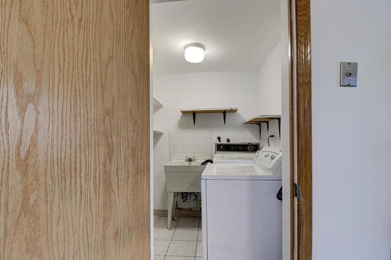Foto 4 von 15: Two-Bedroom Apartment