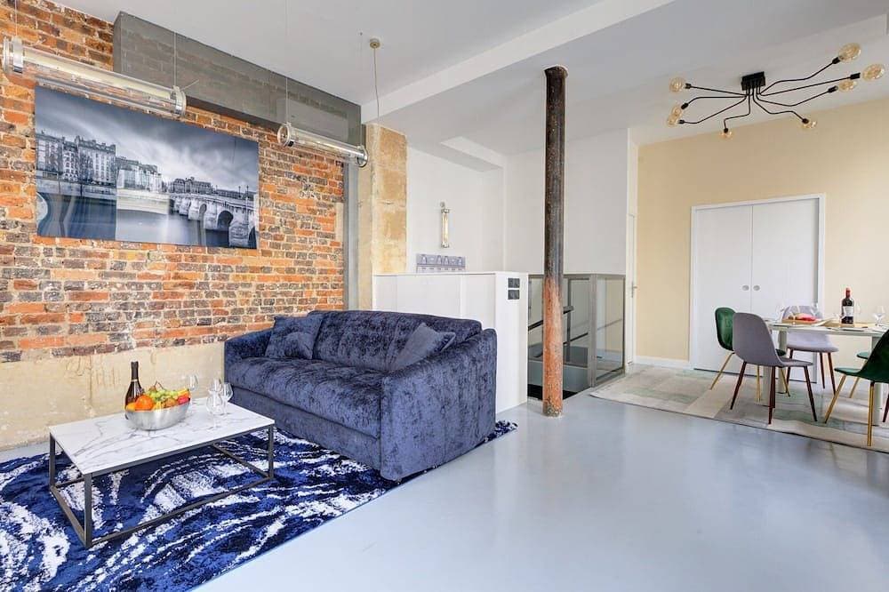 TheBlueStay 299 - Spacious A/C Apt Near Notre Dame 1