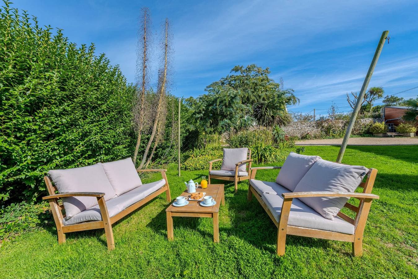 Foto 6 von 21: Zimmer 'La Demeure Océane - Côté Jardin' mit Meerblick und gemeinsamem Garten