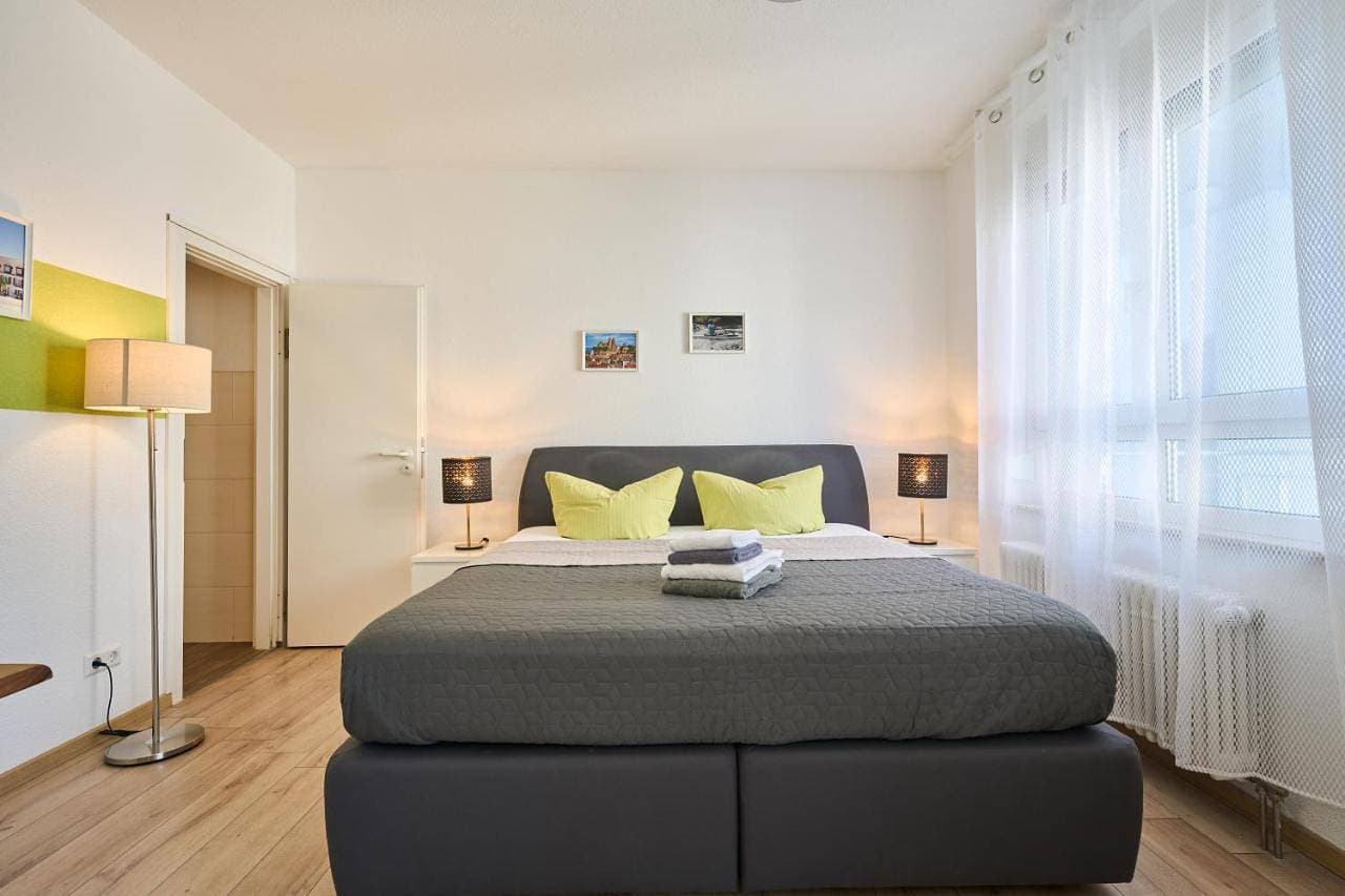 Foto 6 von 11: Studio Apartment with balcony 3