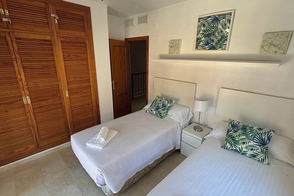 Foto 6 von 30: \"Villa Ana\" Semi-detached House in Playamar-Los Alamos Torremolinos with S/Pool
