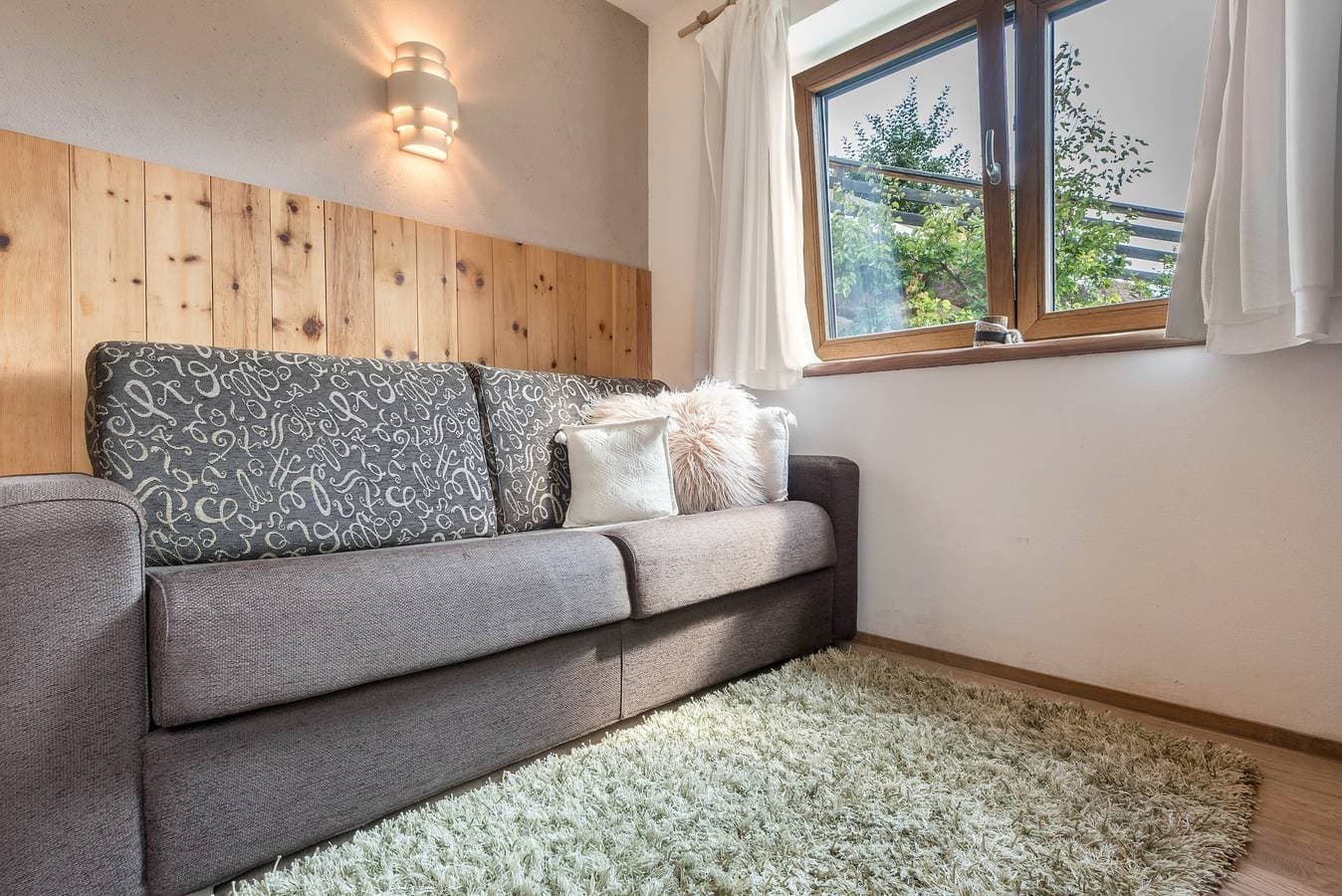 Foto 5 von 30: Ferienwohnung 'La Plates - Daduman' mit Bergblick, Terrasse & Sauna