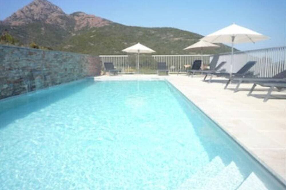 Air-conditioned apartment, heated pool, wifi, 2 bedrooms, 7 min beach, 1 min river 1