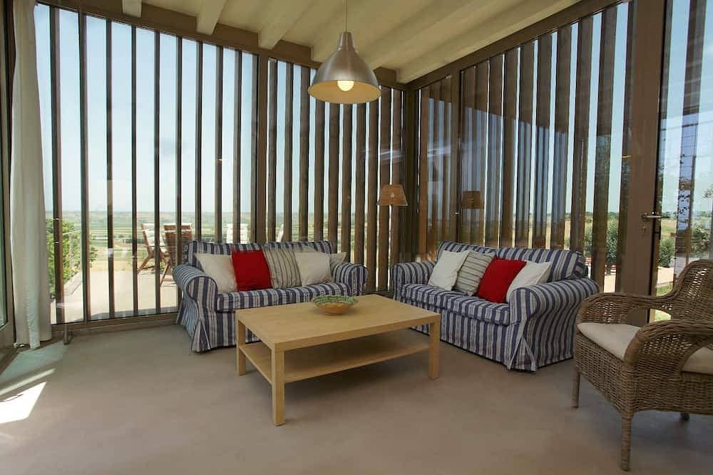 Foto 5 von 24: Haus mit Pool in der Nähe des Meeres für 4 Personen