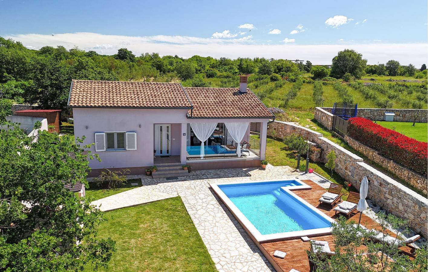 Foto 2 von 39: Reizendes Apartment mit einem Schlafzimmer und Pool in der Nähe des Stadtzentrums von Vodnjan