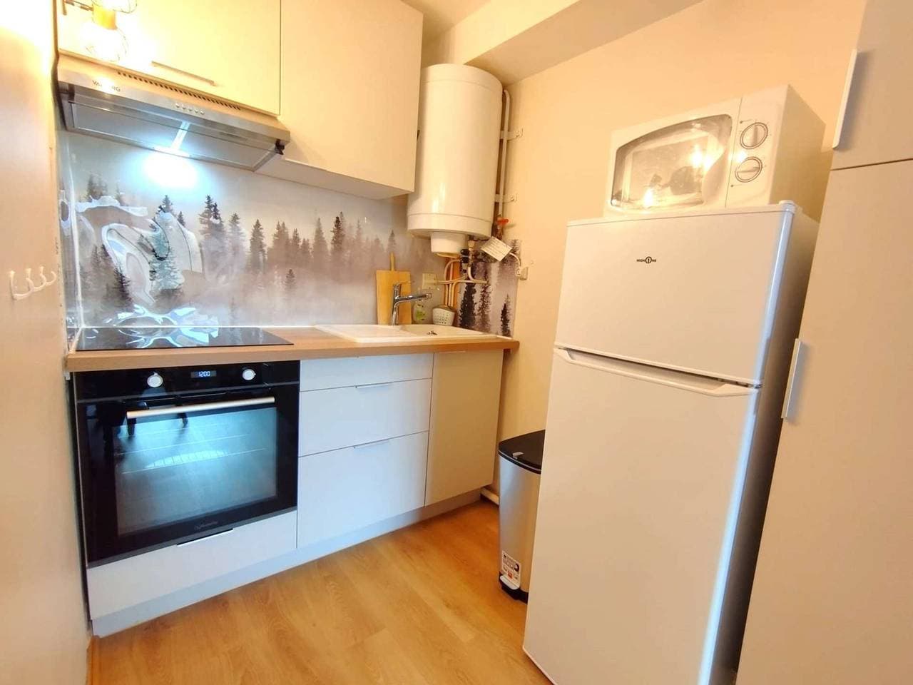 Foto 7 von 10: Gemütliches Studio für 4 in St-Lary mit ausgestatteter Kochnische
