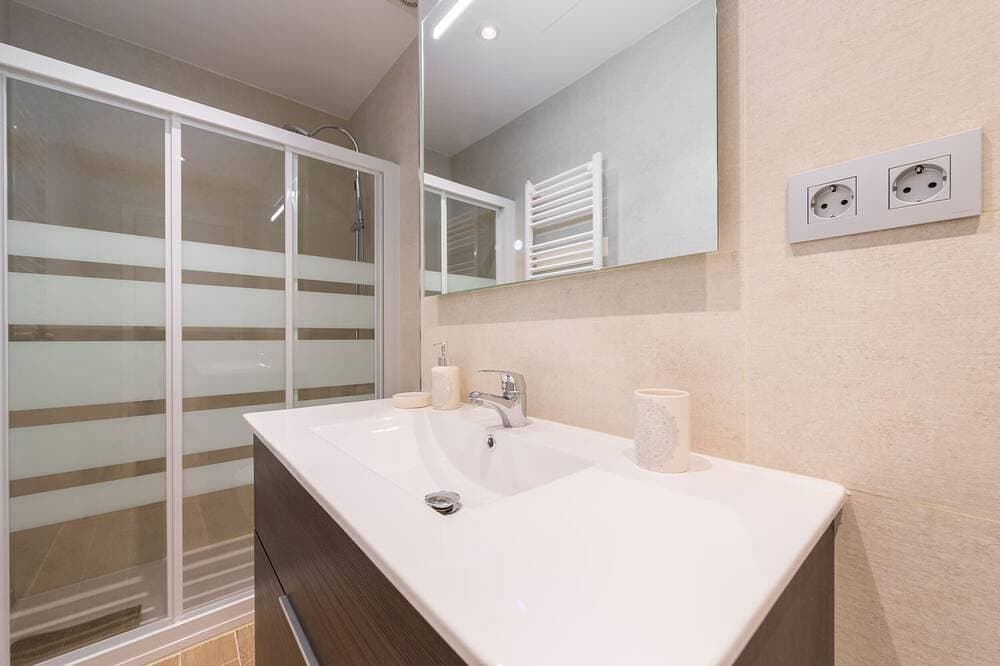 Foto 9 von 18: Republica | 2Br apt near Madrid's financial center